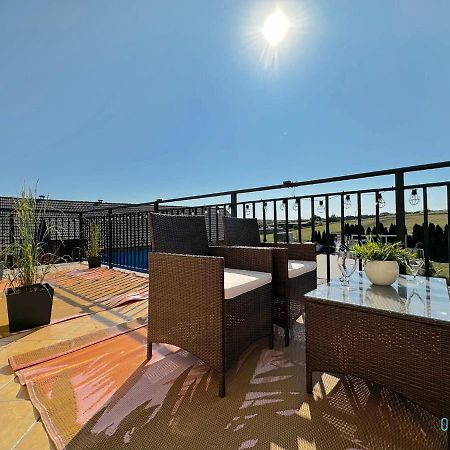 Hel Apartment- Tranquil Retreat, 15 Minutes To The Sea & Gdansk City Center Borkowo  Екстериор снимка